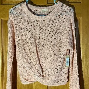Long sleeve light pink top